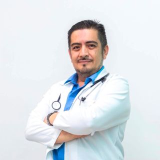 Carlos Contreras Mejorada, Médico general Playa del Carmen
