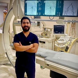 Ampliar imagen: Gustavo Martinez Mota, Radiólogo Xalapa