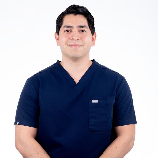 Roberto Jesús Montaño Mattar, Neumólogo Mexicali