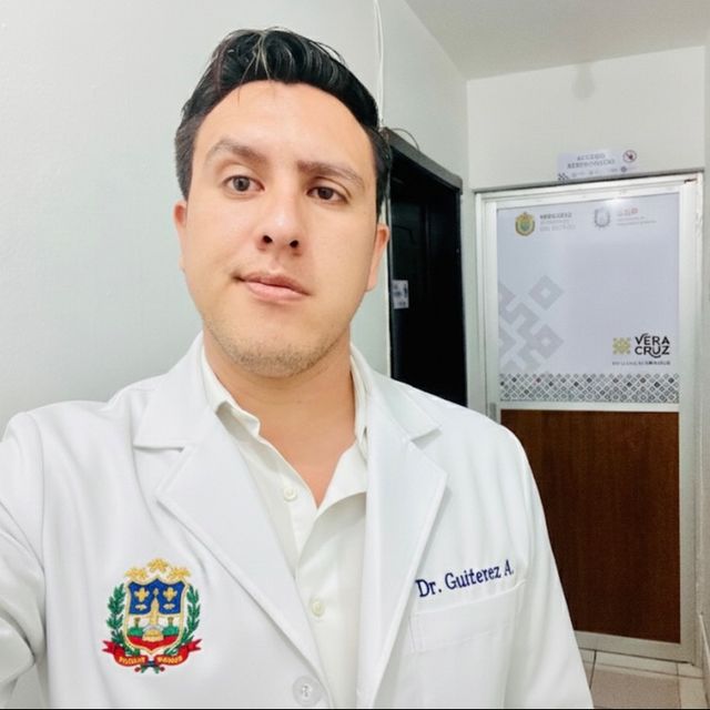 Jorge Gutiérrez Alexandre, Ginecólogo Xalapa