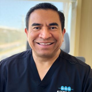Ampliar imagen: Ramon Mayorga Villeda, Dentista - Odontólogo Querétaro