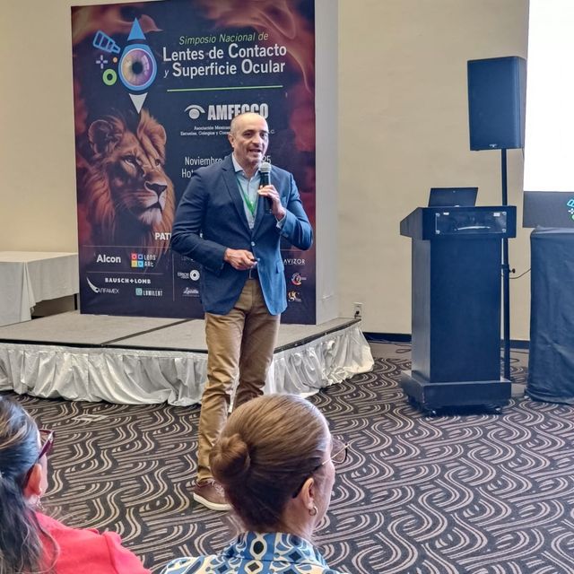 Omar Sámano López, Optometrista Celaya