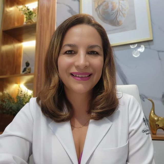 Julia Carel Martinez Ponce