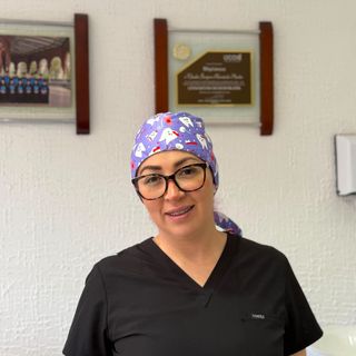 Claudia Georgina Hernández Sánchez, Dentista - Odontólogo Ciudad de México
