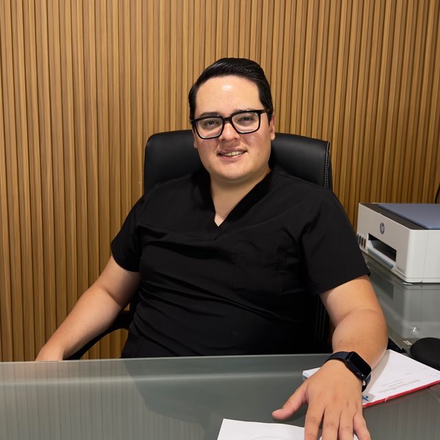 Alejandro Hernández Hernández, Ginecólogo Xalapa