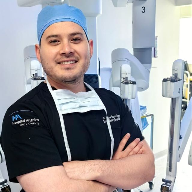 Jesús García Saucedo, Urólogo Monterrey