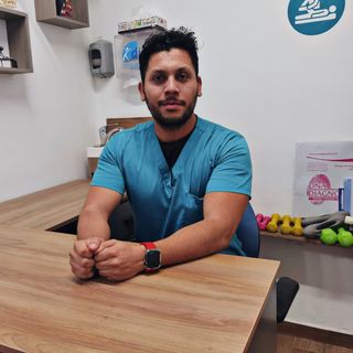 Ampliar imagen: Carlos Abdiel Ramírez Huitrón, Fisioterapeuta Torreon