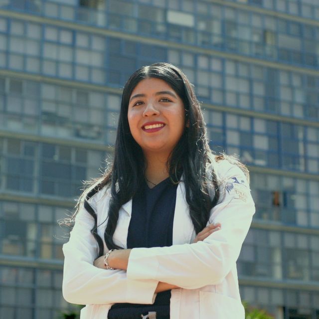 Mitzi Moreno Martinez, Dentista - Odontólogo Ciudad de México