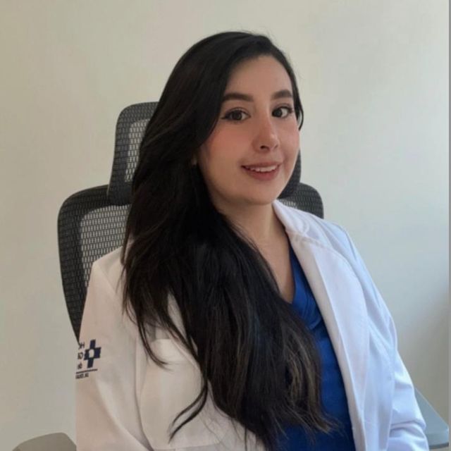 Andrea Enríquez Constantino, Gastroenterólogo Ciudad de México