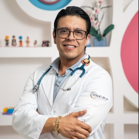 Manuel Alejandro Reséndiz López, Pediatra Colima