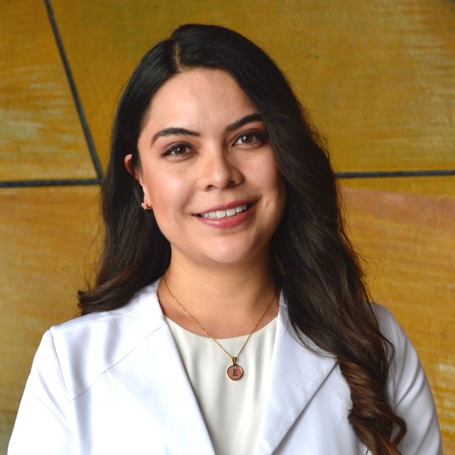 Evelyn Jazmín Estrada Ramirez, Nefrólogo Tehuacan