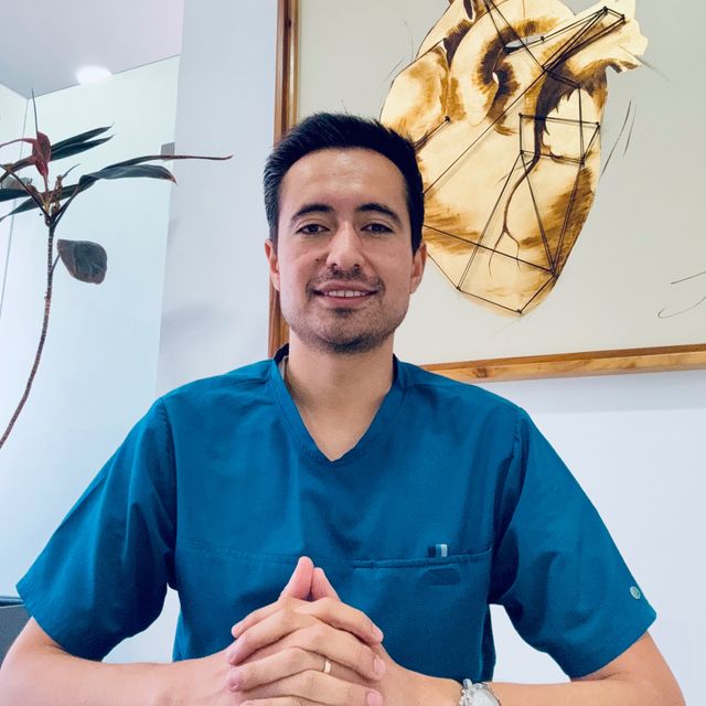 Adán Rafael Mares Orozco, Cardiólogo Morelia