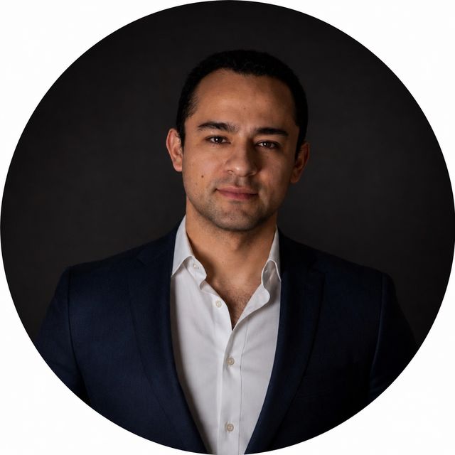 Enrique Chavez Serna, Cirujano plástico Puebla