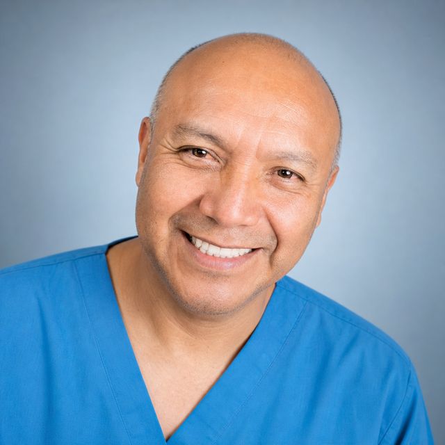 Ángel Morales Pérez, Dentista - Odontólogo Ecatepec de Morelos