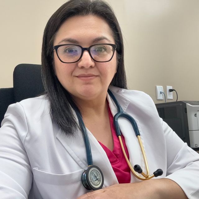 Jeaneth Inzunza, Médico general Tijuana