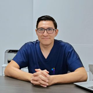 Ampliar imagen: Arturo Enrique Martínez Garfias, Urólogo Gustavo A Madero