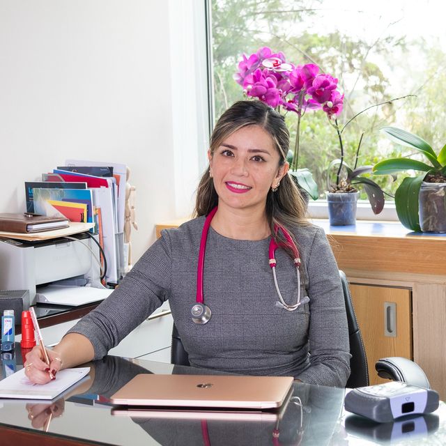Paula Karina Olvera Llera, Neumólogo Tlalpan