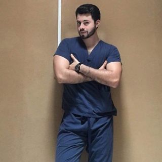 Roberto Pat Sierra, Dentista - Odontólogo Mérida