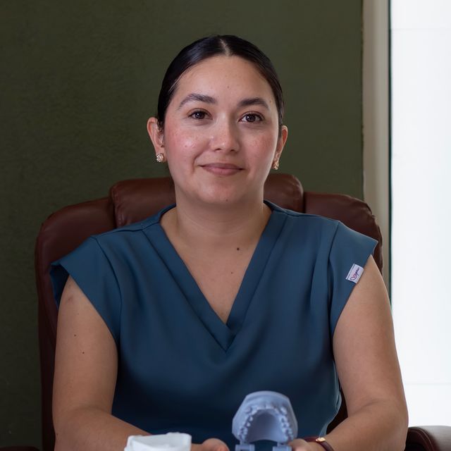 Yoselin Echavarria, Dentista - Odontólogo Heroica Matamoros