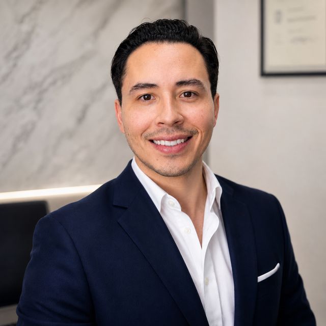 Jesús Lozano Cárdenas, Oftalmólogo Monterrey