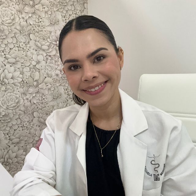 Alma Yrani Escobar Rios, Ginecólogo Boca del Rio