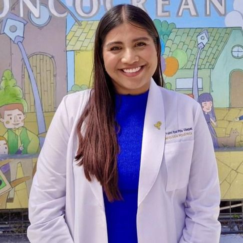 Yeimi Itzel Piña Vásquez, Oncólogo pediátrico Chihuahua
