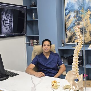 Ampliar imagen: Samuel González Mexia, Traumatólogo Guadalajara