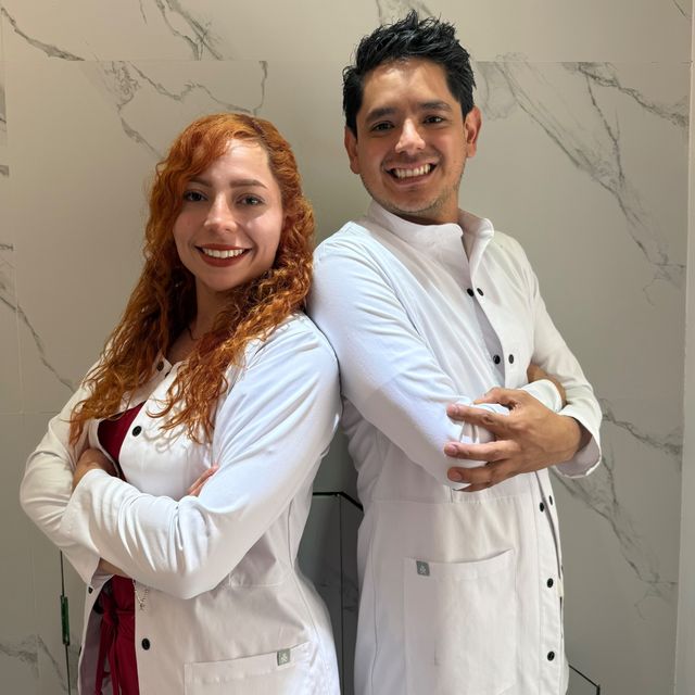Ivan Farfan, Dentista - Odontólogo Venustiano Carranza