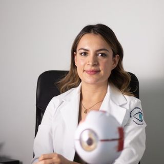 Jennifer Aradia García Valenzuela, Oftalmólogo Guadalajara