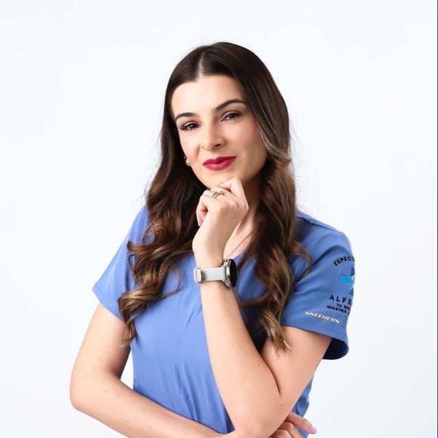 Claudia Elisa Ochoa Ojeda, Dermatólogo San Luis Potosi