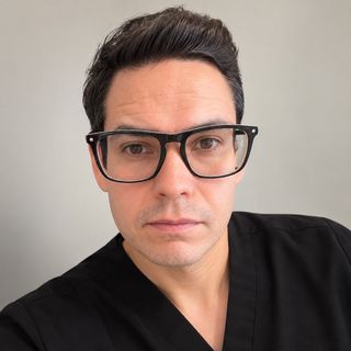 Dr. Ezequiel Bastidas