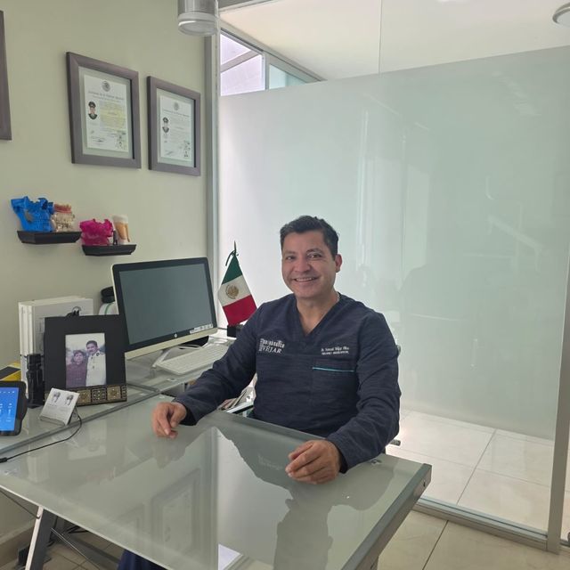 Ismael Véjar Alba, Cirujano maxilofacial Naucalpan de Juárez