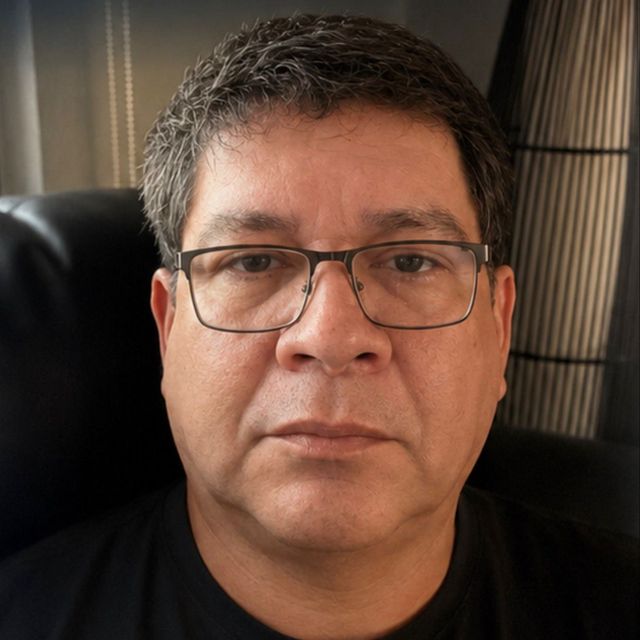 Humberto García Romo, Cirujano plástico Chihuahua