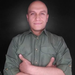 Ampliar imagen: Ezequiel Juárez Macías, Psicólogo Baja California