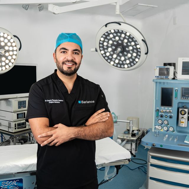 Ernesto Plasencia Camacho, Cirujano bariatra Guadalajara