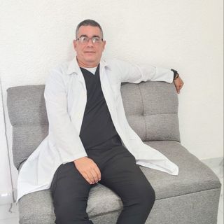 Eliezer Pérez Muñoz , Psiquiatra Cancun
