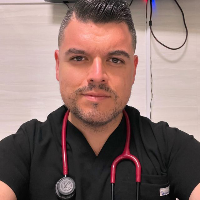 Luis Enrique Roa Ayala, Internista Santiago de Querétaro