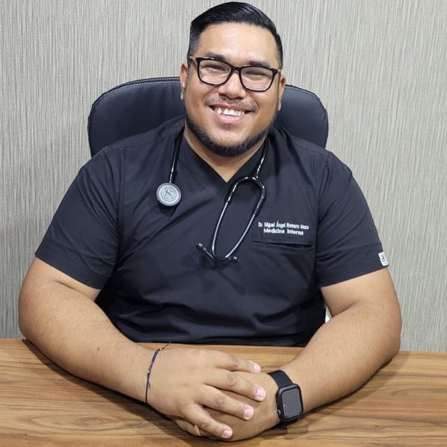Miguel Romero Meza, Internista Torreon