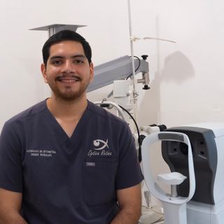 Ampliar imagen: Didier Rosales, Optometrista Tapachula