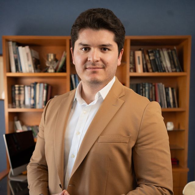 Oscar Chávez, Ortopedista Guadalajara