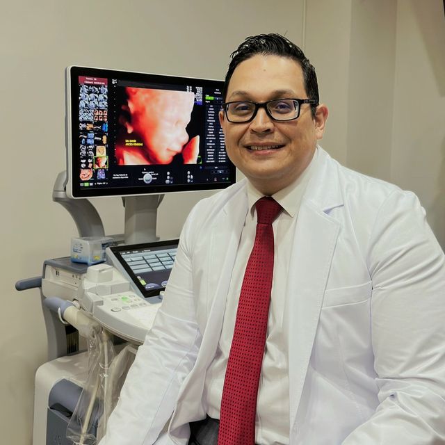 David Arceo Venegas, Ginecólogo San Juan del Rio