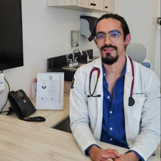 Carlos Alfonso Mijares Lopez, Médico general Ciudad de México