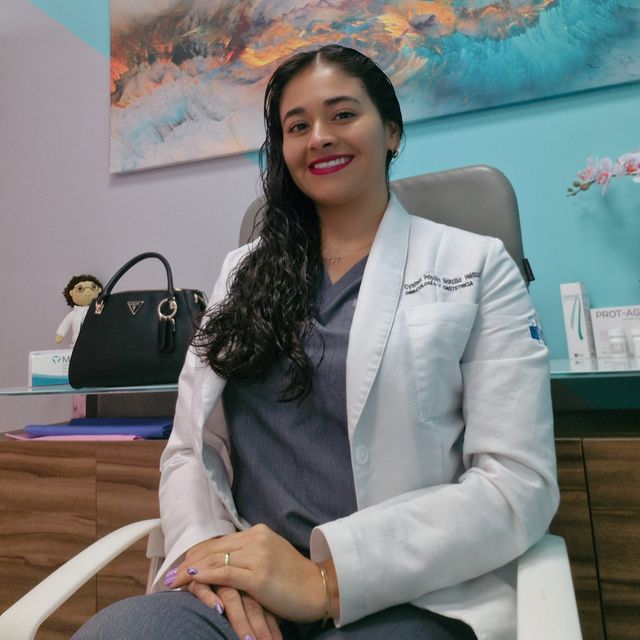 Cynthia Priscila Narciso Velasco, Ginecólogo Guadalajara