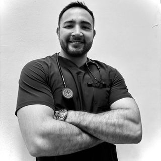 Ampliar imagen: Ricardo Orson Reyna Miramon, Internista Naucalpan de Juárez