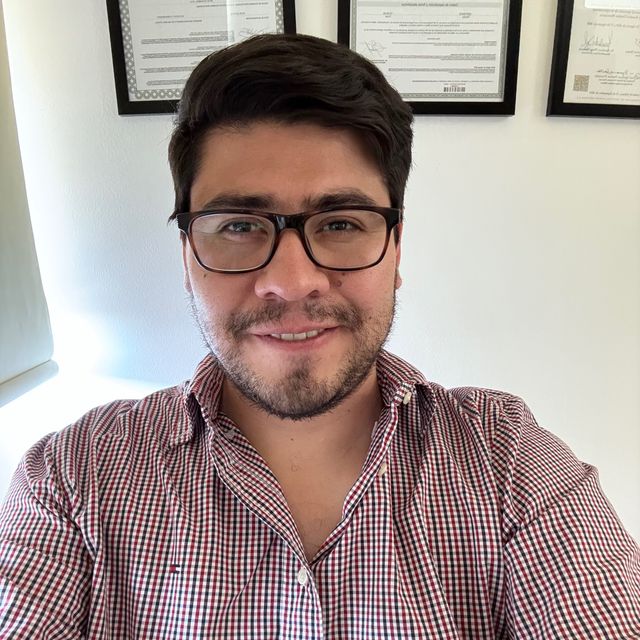 Jesus Rodriguez Noriega, Oftalmólogo San Andres Cholula