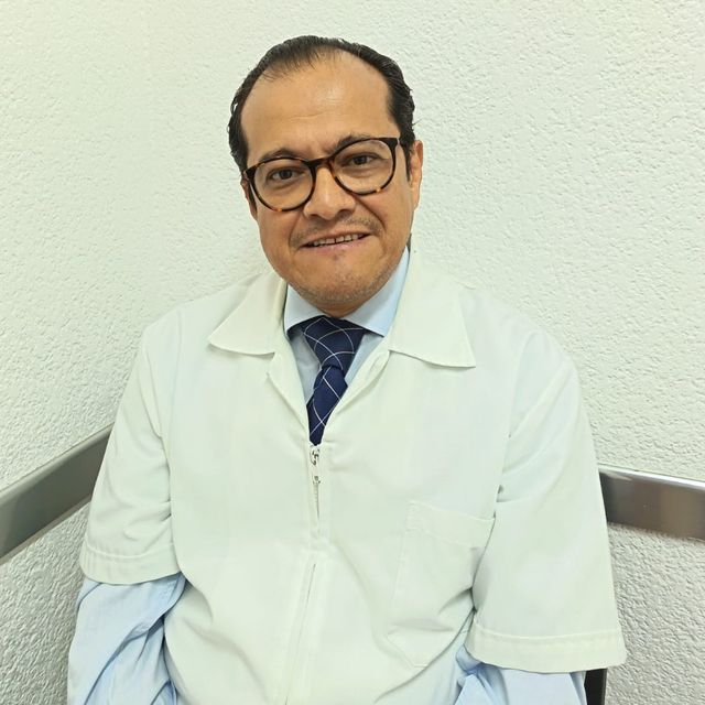 José Leopoldo Coca Narvaez, Quiropráctico Puebla