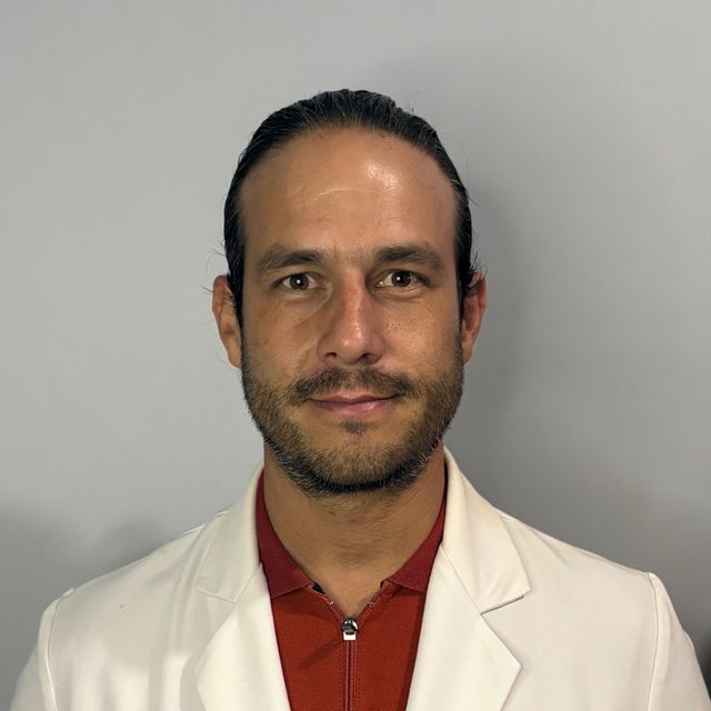 Eduardo De La Vega Violante, Neurocirujano Tijuana