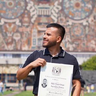 Ampliar imagen: Adolfo Montes Castrejón, Psiquiatra Iguala