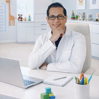 Emmanuel Alejandro Roldan Vences, Pediatra Ciudad de México