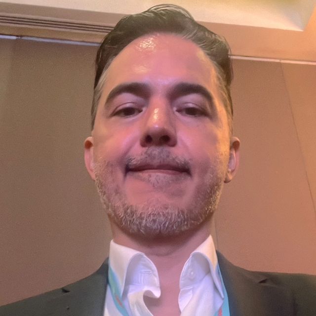 René Paul González Elizondo, Especialista en Obesidad y Delgadez Nuevo Leon